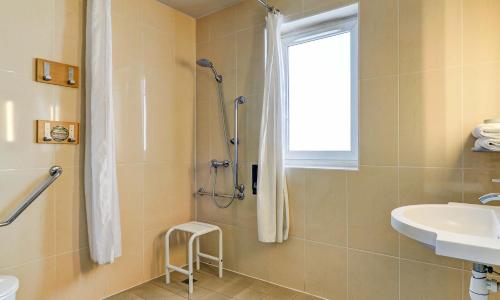 B&B HOTEL Dijon Nord Zénith - photo 2