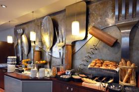 Kyriad Dijon Est Mirande - photo 9