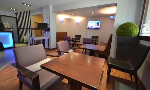 Kyriad Dijon Est Mirande - photo 3