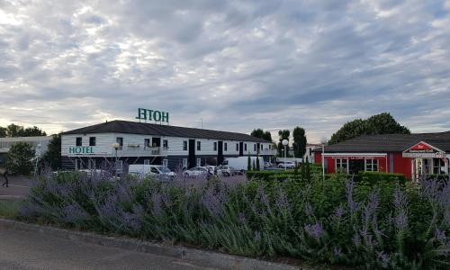 Fasthotel Dijon - photo 3