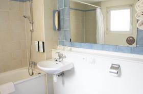 Campanile Dijon Centre Gare - photo 6