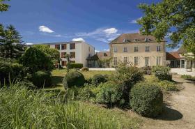 ibis Styles Dijon Sud Domaine de Beauregard - photo 4